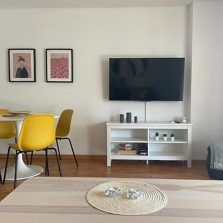 Calido Apartamento Con Gran Terraza Y Vistas A 600 Metros Del Mar ベナルマデナ エクステリア 写真