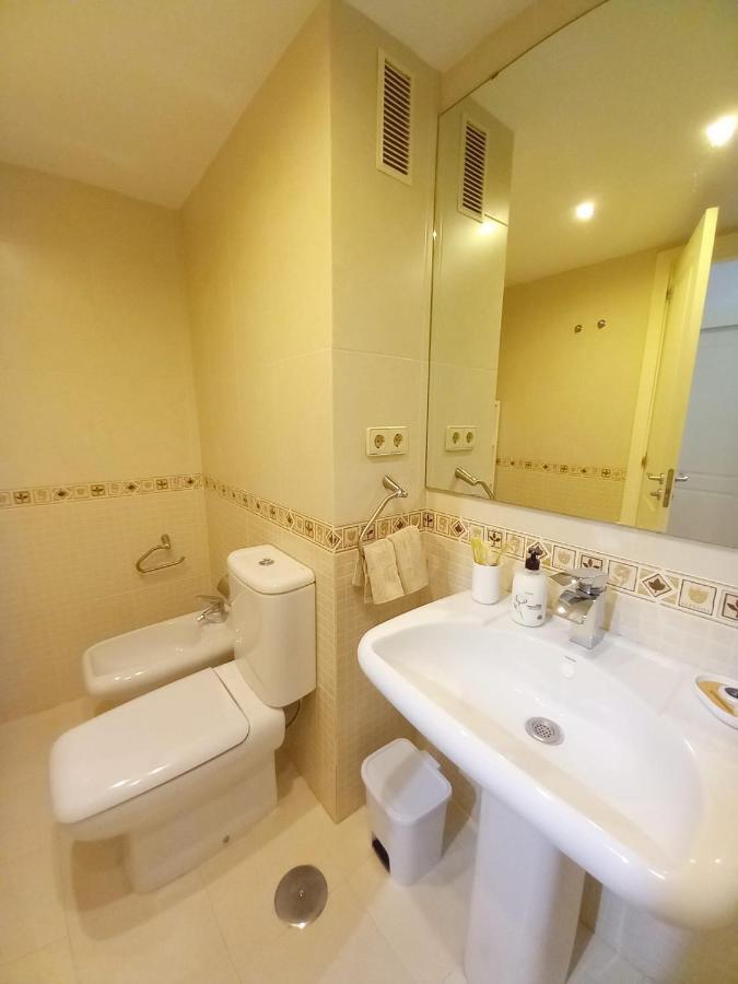 Calido Apartamento Con Gran Terraza Y Vistas A 600 Metros Del Mar ベナルマデナ エクステリア 写真