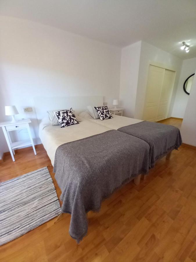 Calido Apartamento Con Gran Terraza Y Vistas A 600 Metros Del Mar ベナルマデナ エクステリア 写真