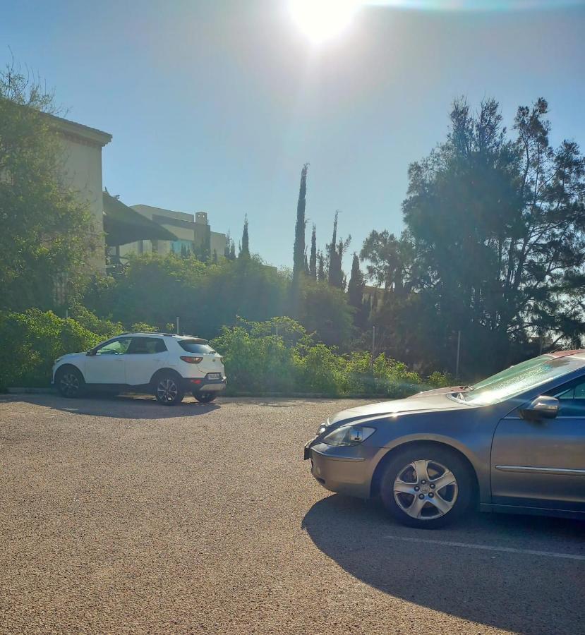 Calido Apartamento Con Gran Terraza Y Vistas A 600 Metros Del Mar ベナルマデナ エクステリア 写真