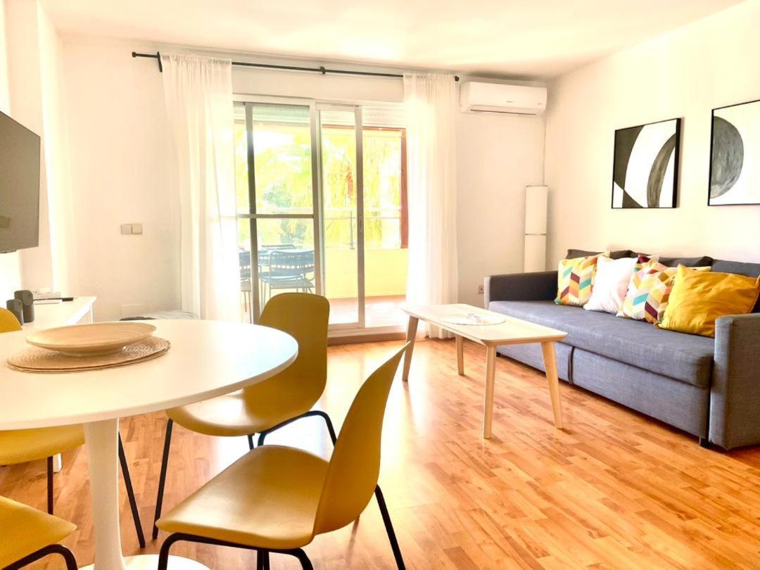 Calido Apartamento Con Gran Terraza Y Vistas A 600 Metros Del Mar ベナルマデナ エクステリア 写真