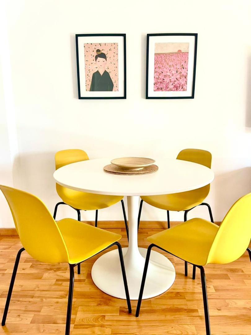 Calido Apartamento Con Gran Terraza Y Vistas A 600 Metros Del Mar ベナルマデナ エクステリア 写真